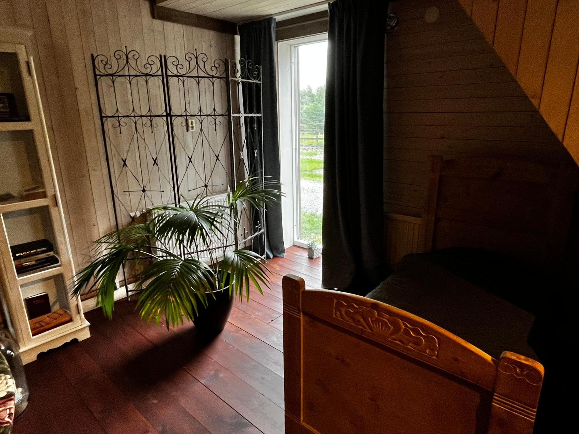 Flora Dekor Gaestgard Vendégház Alingsås Kültér fotó